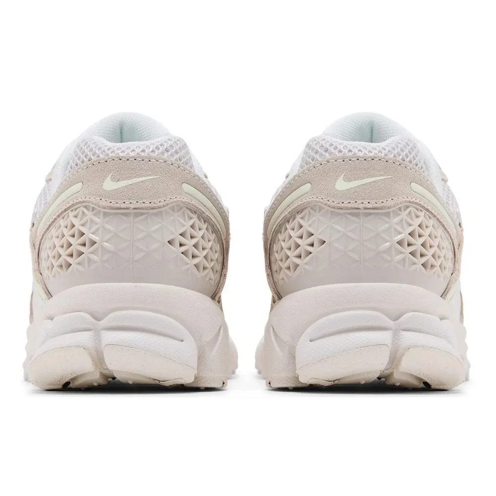 Nike Womens Zoom Vomero 5 Phantom Light Bone Sail HQ0458-003 Size 7.5